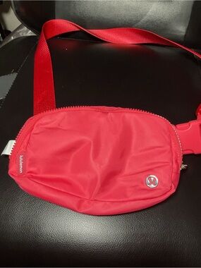 lululemon athletica Red Crossbody/Fanny Pack